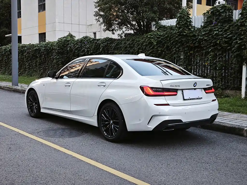 BMW 3 Series — миниатюра 5