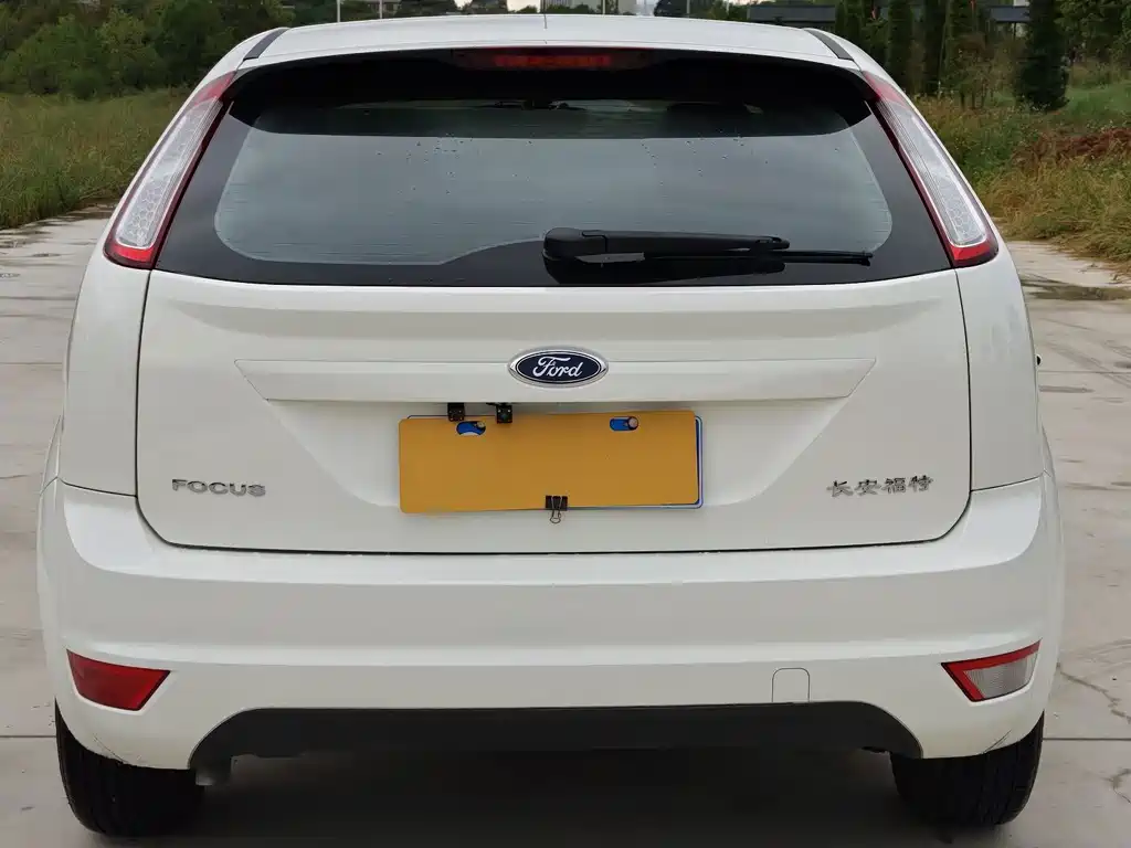 Ford Focus — миниатюра 6