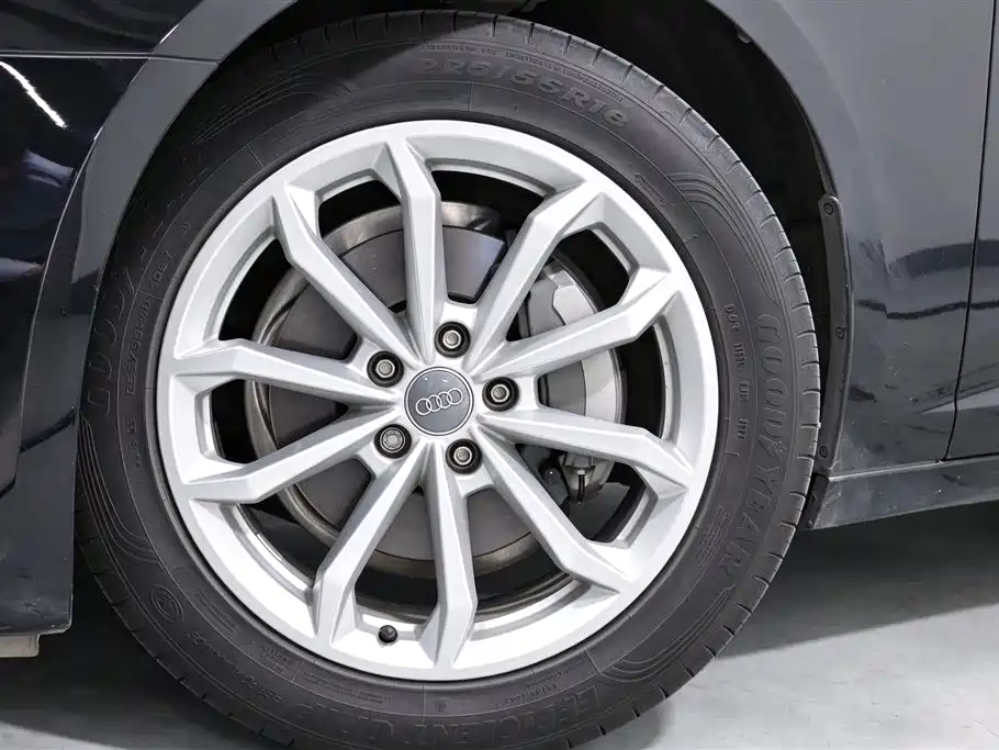 Audi A6L — миниатюра 15