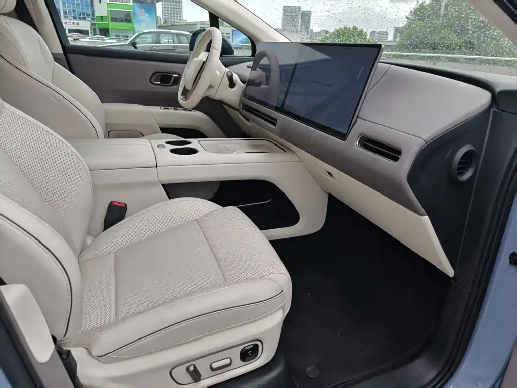 Li Auto Идеальный I8 — миниатюра 10