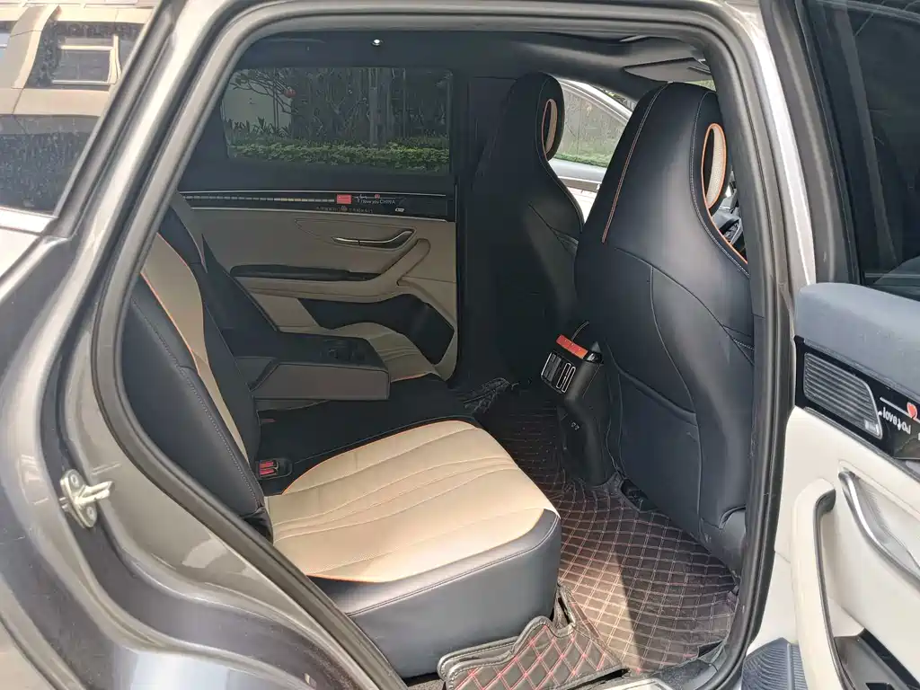 BYD PLUS New Energy — миниатюра 15