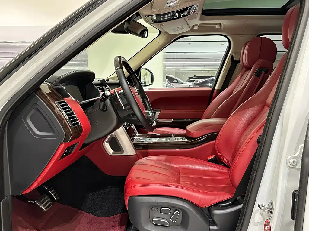 Land Rover Range Rover — миниатюра 9