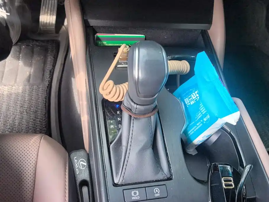 Lexus ES — миниатюра 16