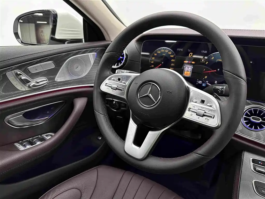 Mercedes-Benz CLS — миниатюра 9