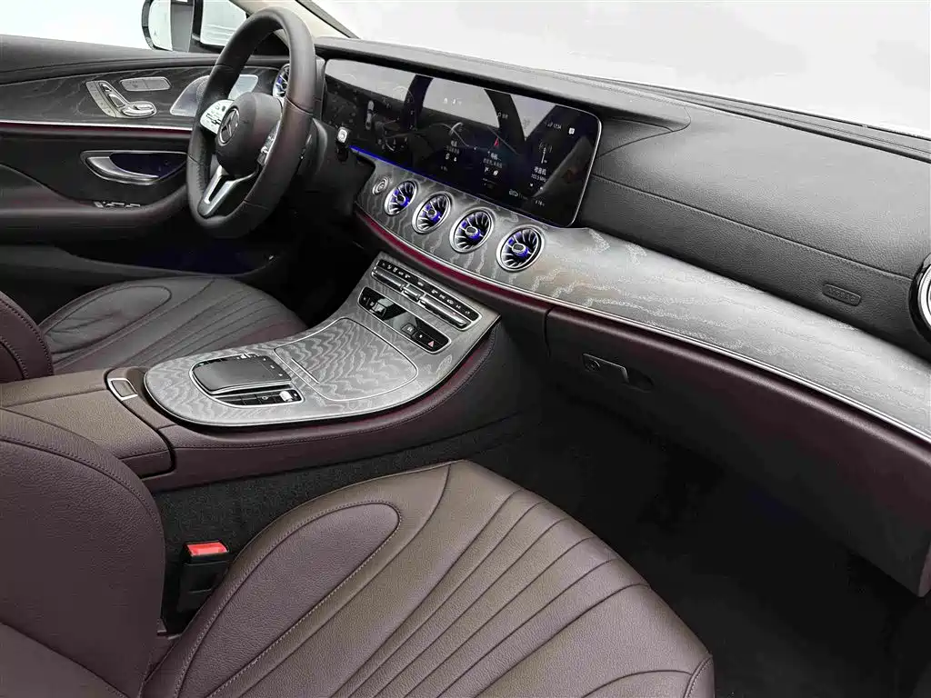Mercedes-Benz CLS — миниатюра 16