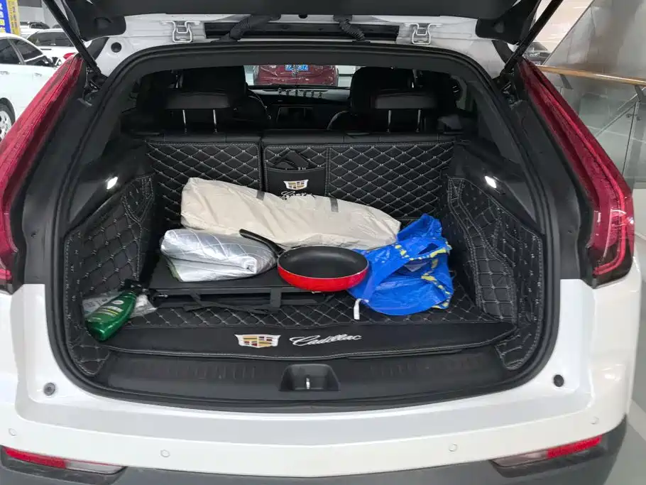 Cadillac XT4 — миниатюра 4