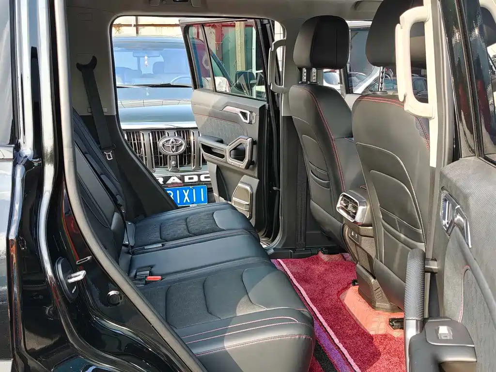 JETOUR Traveller 2025 2.0TD XWD AT Long Wheelbase 7 мест
