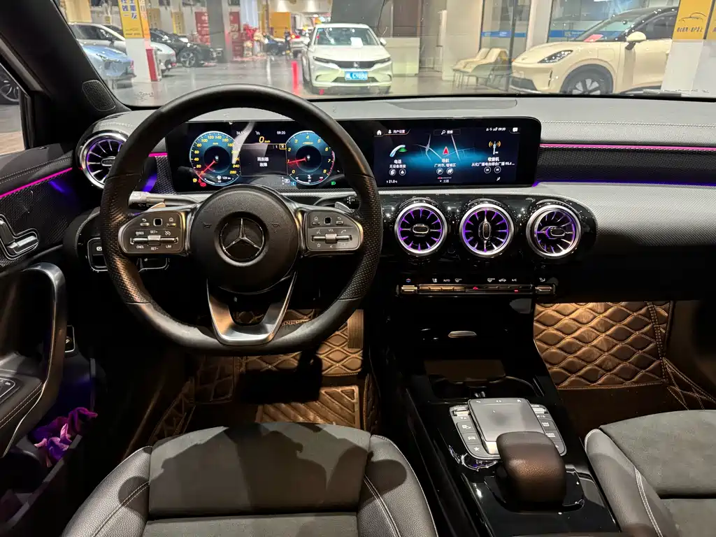 Mercedes-Benz A-Class — миниатюра 10