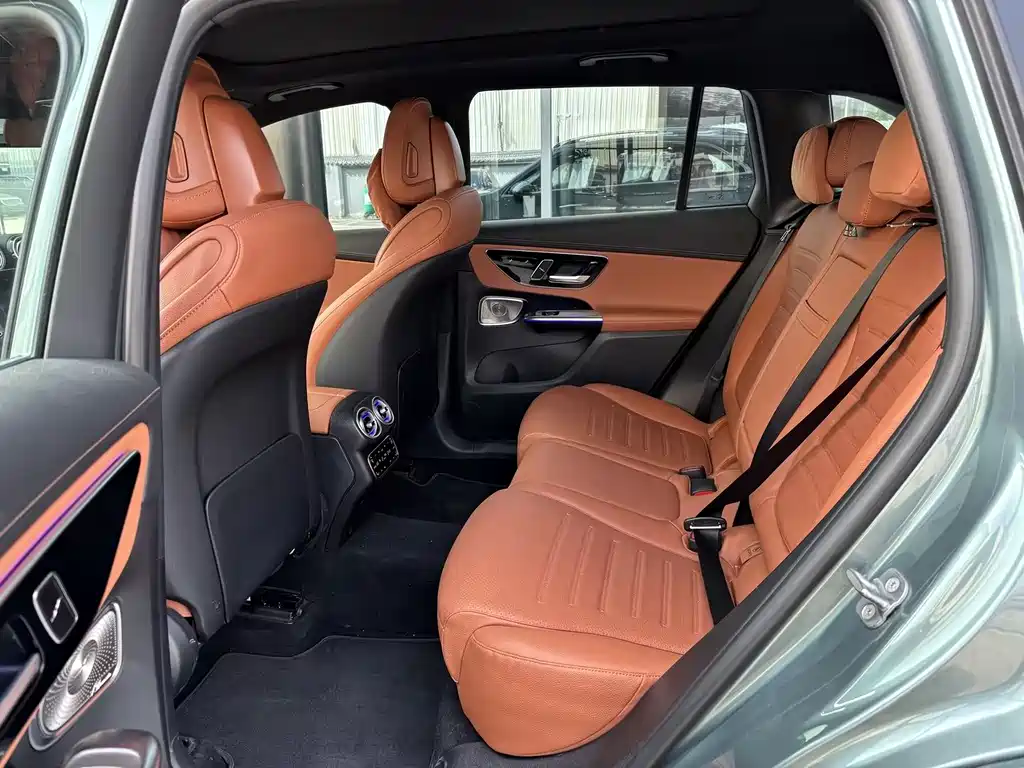 Mercedes-Benz GLC 2025 GLC 300 L 4MATIC Luxury 5 мест