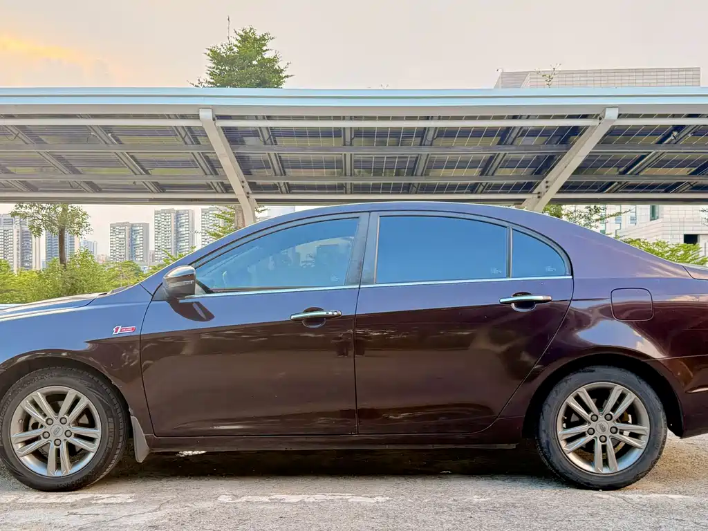 Geely Emgrand — миниатюра 8