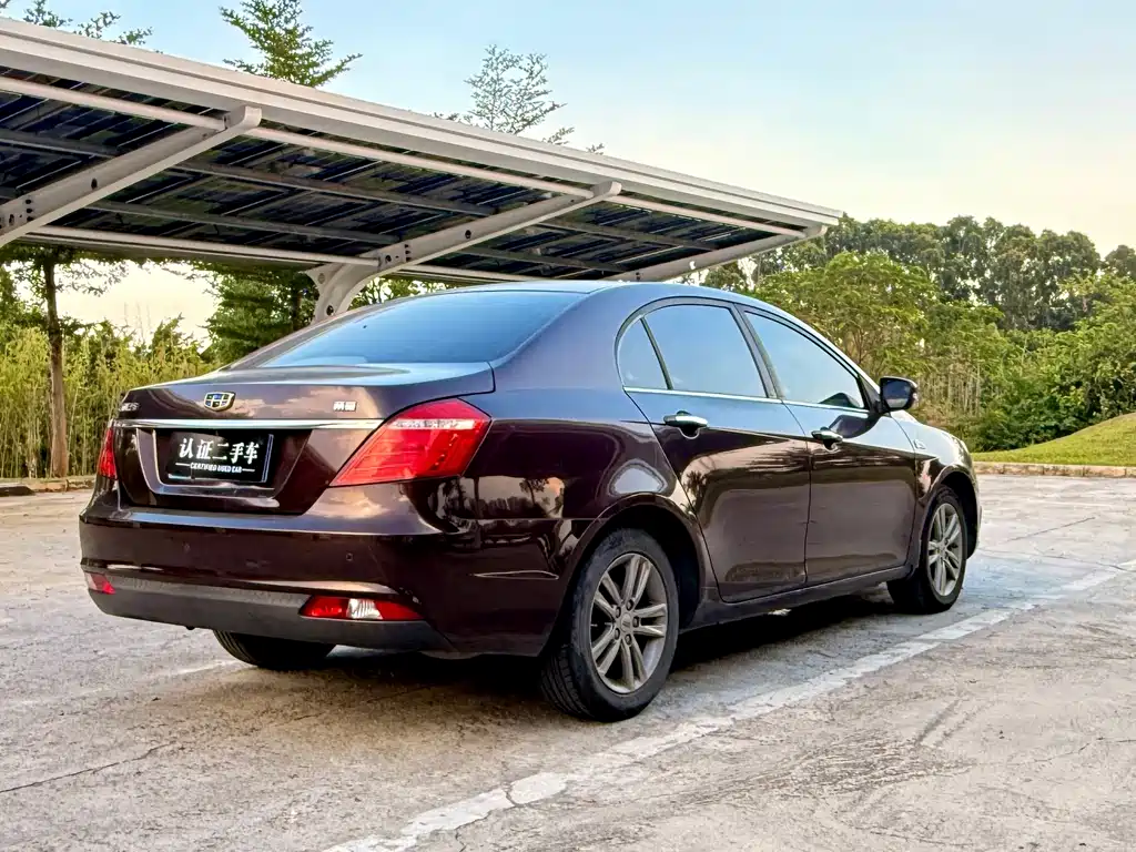 Geely Emgrand — миниатюра 6