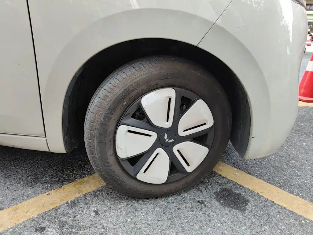 Wuling MINIEV — миниатюра 25