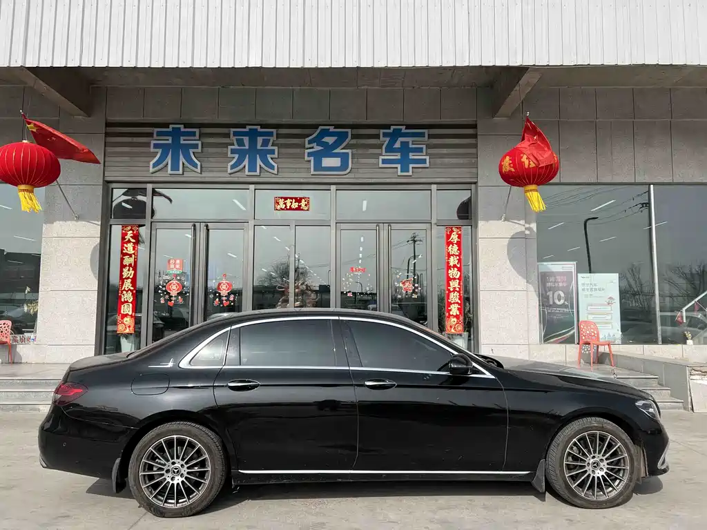 MERCEDES-BENZ E CLASS