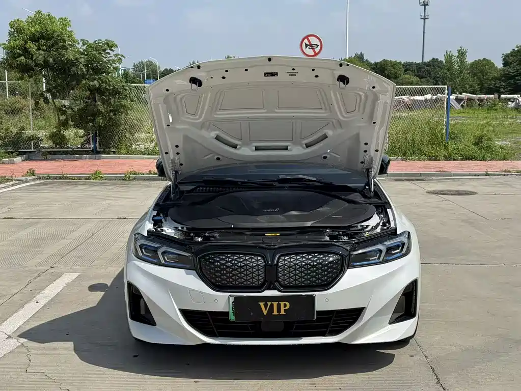BMW i3 2025 eDrive 40 L