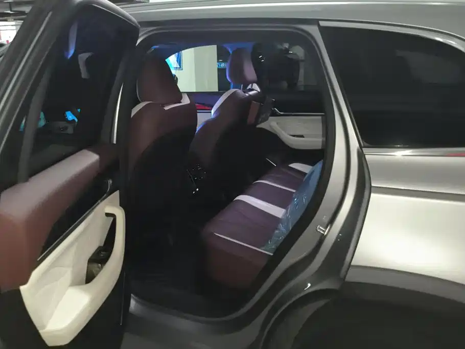 Geely Xingyue L — миниатюра 11