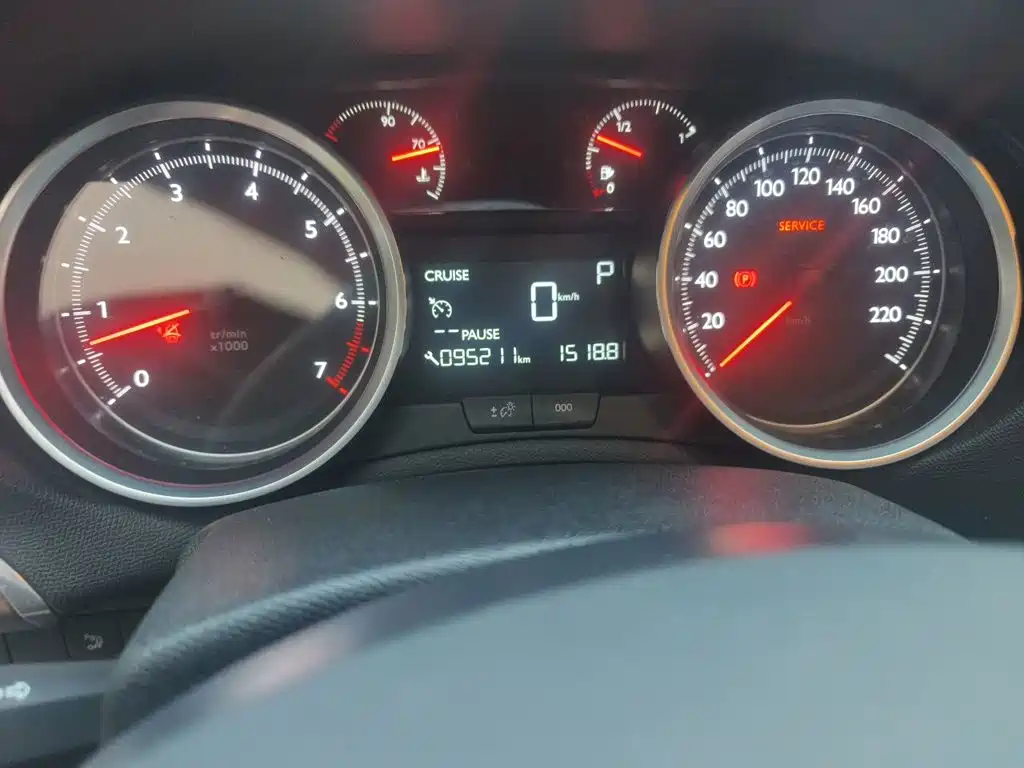 Peugeot 408 — миниатюра 8