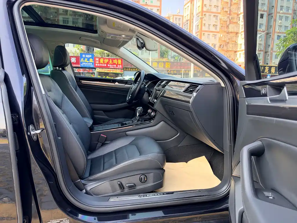 Volkswagen Phideon — миниатюра 13