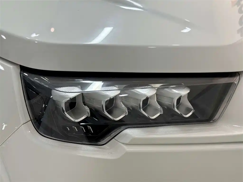 JMC Yuhu 9 — миниатюра 8