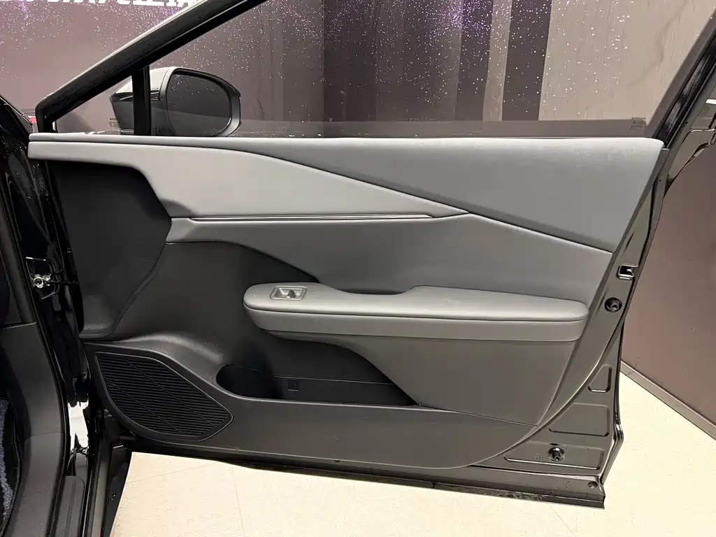 Toyota bZ3 — миниатюра 24