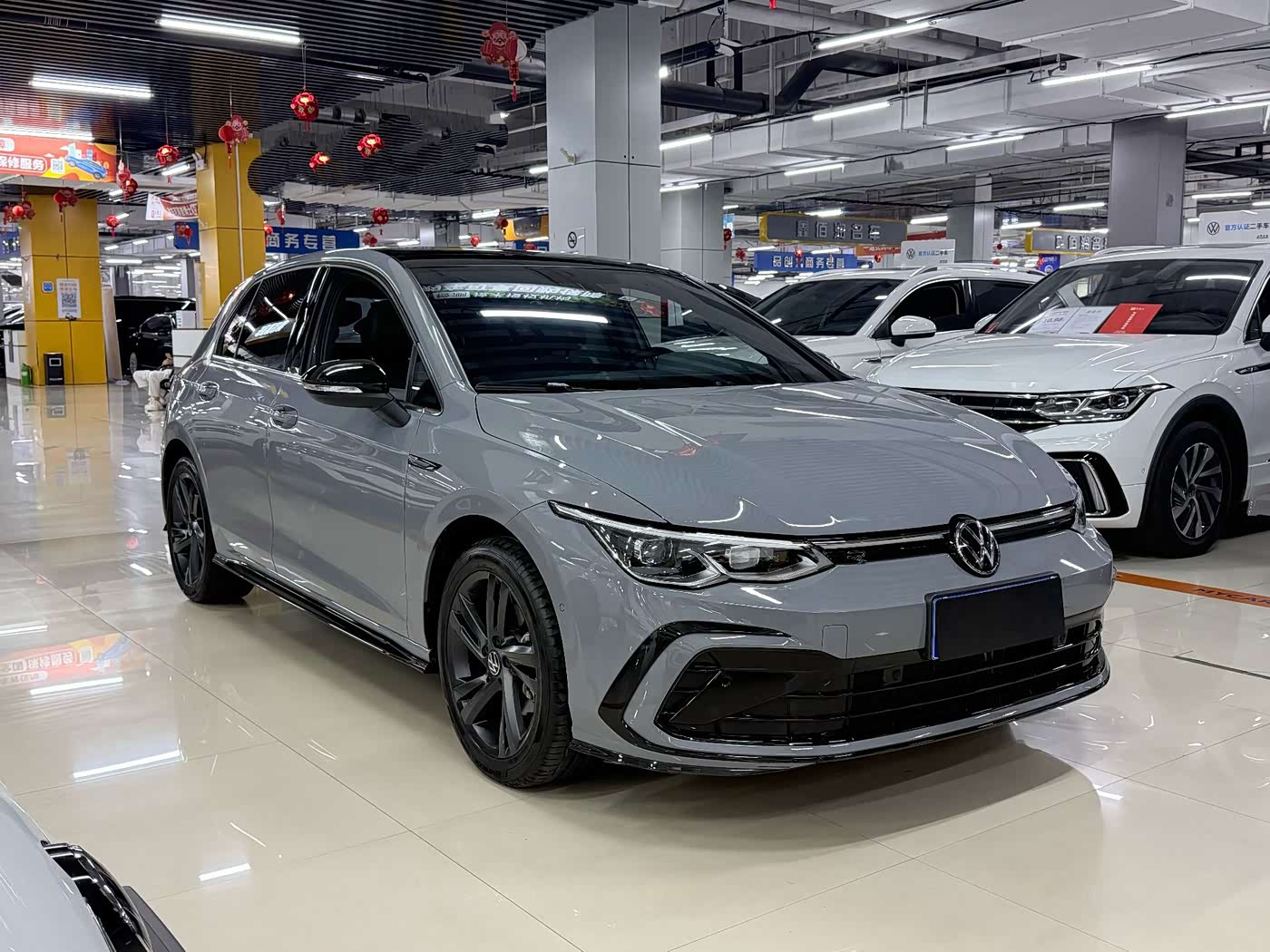 Volkswagen Golf 1.4 л 2022 г. Голубой, пробег 33000 км