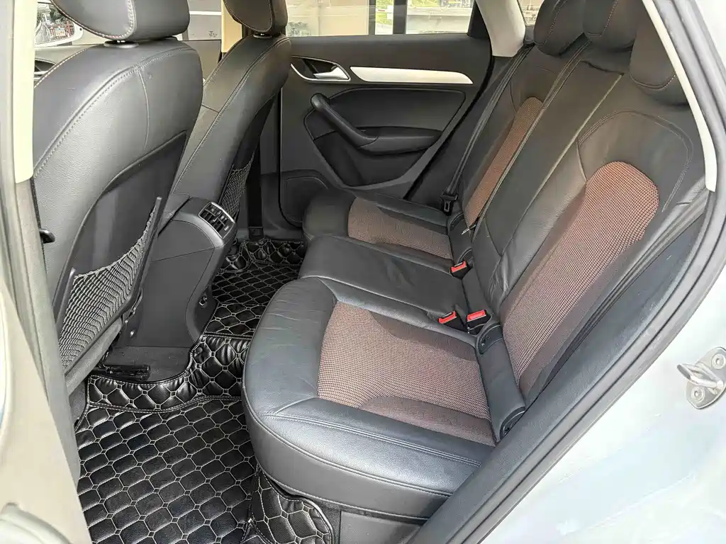 Audi Q3 — миниатюра 10