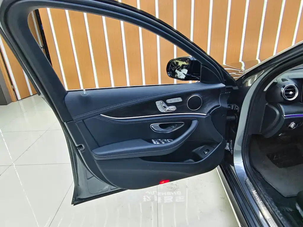 Mercedes-Benz E-Class E 2017 E 300 L Sport Luxury