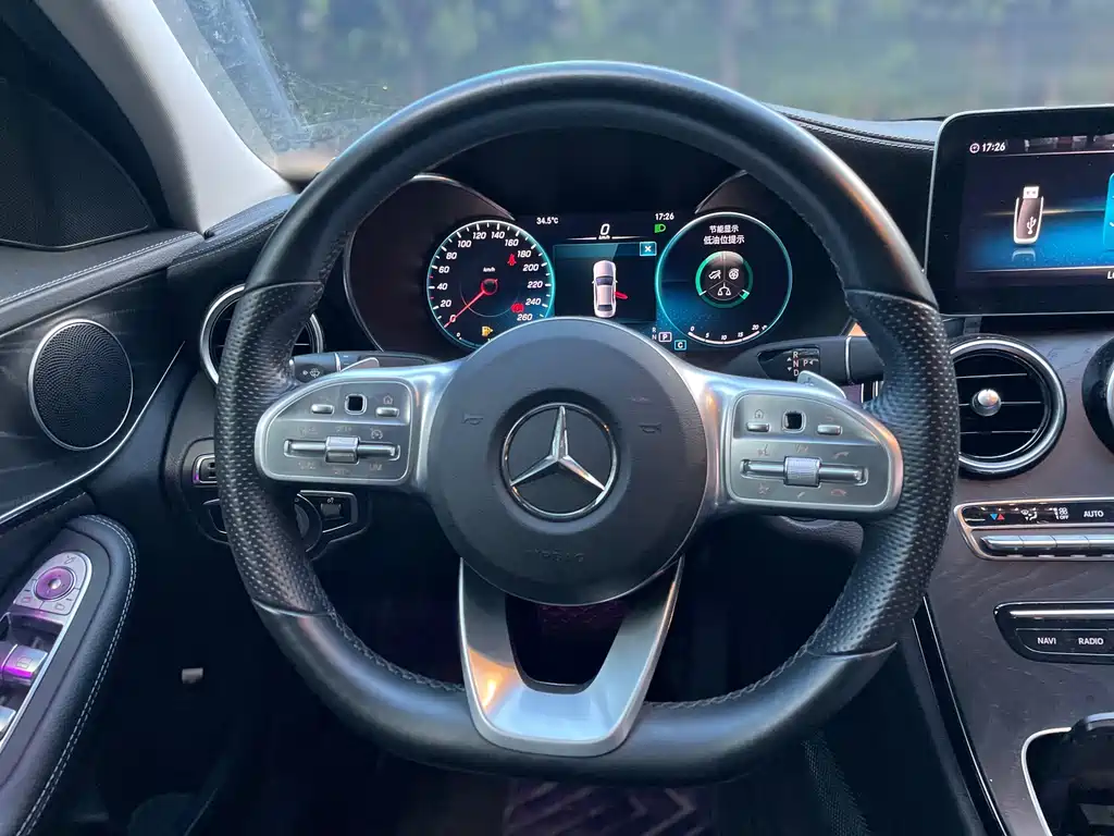 Mercedes-Benz C-Class — миниатюра 12