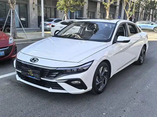 MODERN ELANTRA 2023