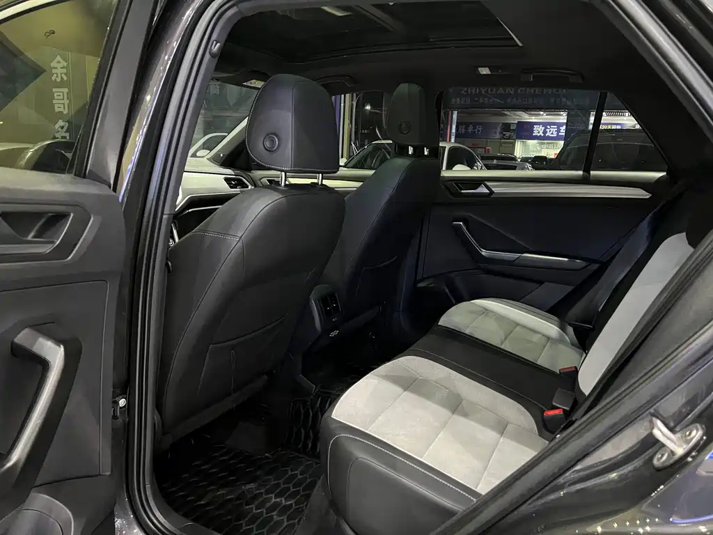 Volkswagen T-Roc 2020 280TSI DSG R-Line Pro