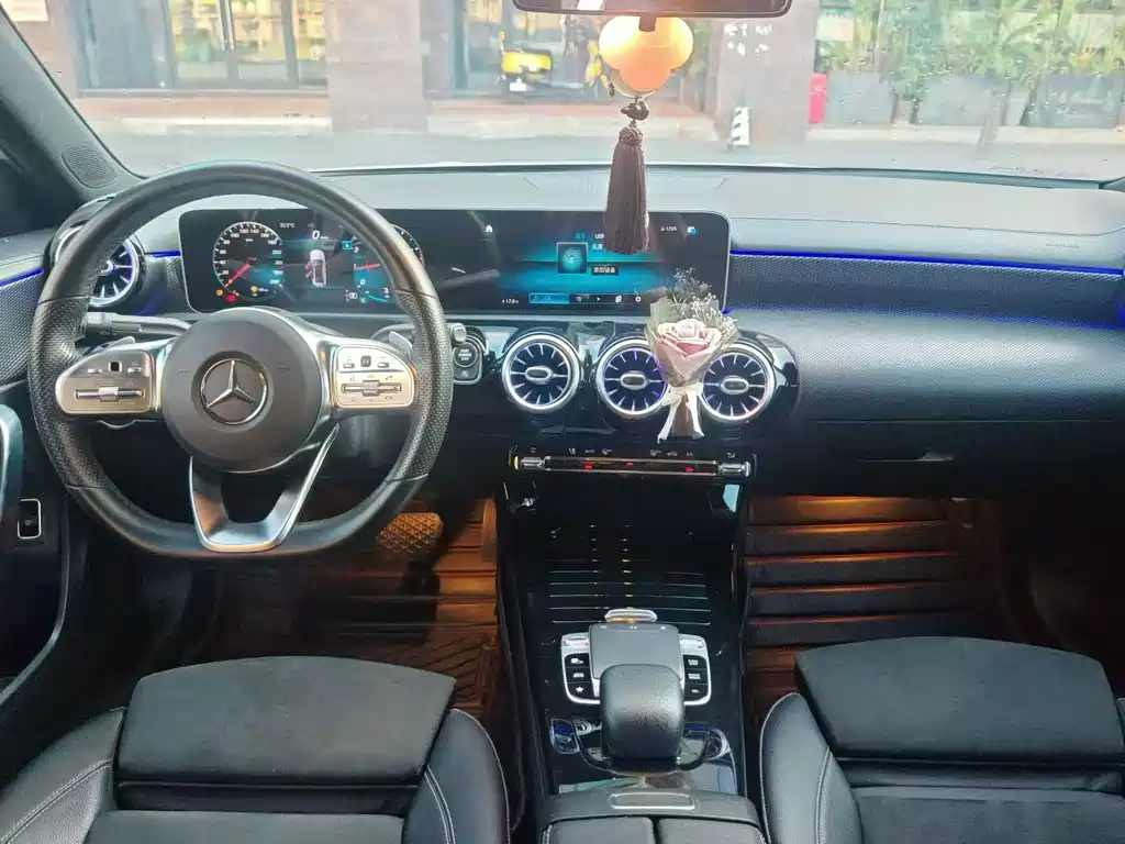 Mercedes-Benz A-Class — миниатюра 4
