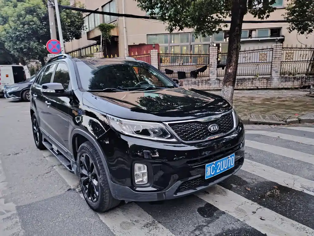 Kia Sorento 2013 2.2T 5 мест Luxury