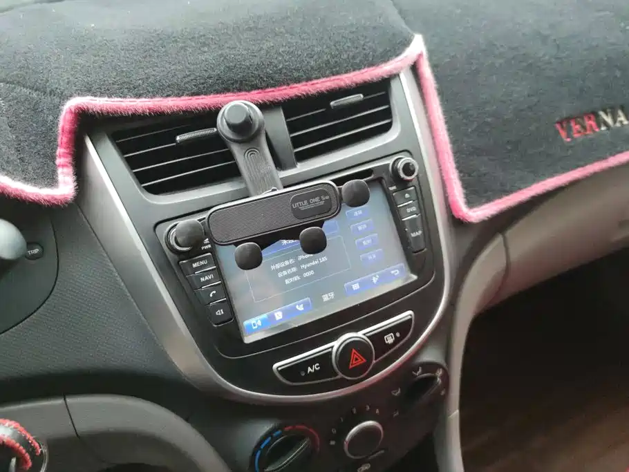 Hyundai Verna — миниатюра 13