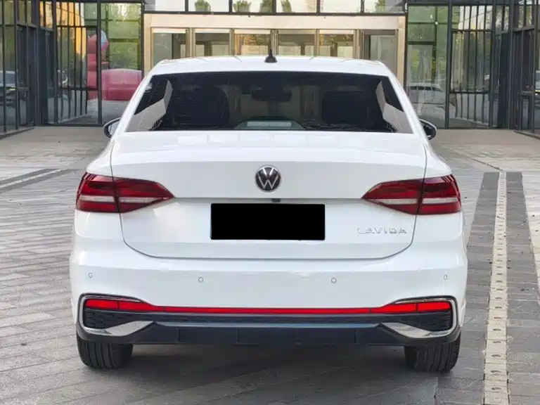 Volkswagen Lavida — миниатюра 12