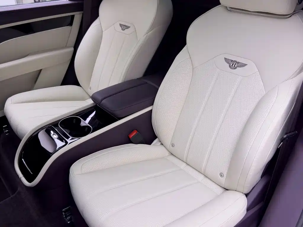 Bentley Bentayga — фотографии объявления, Фото 31