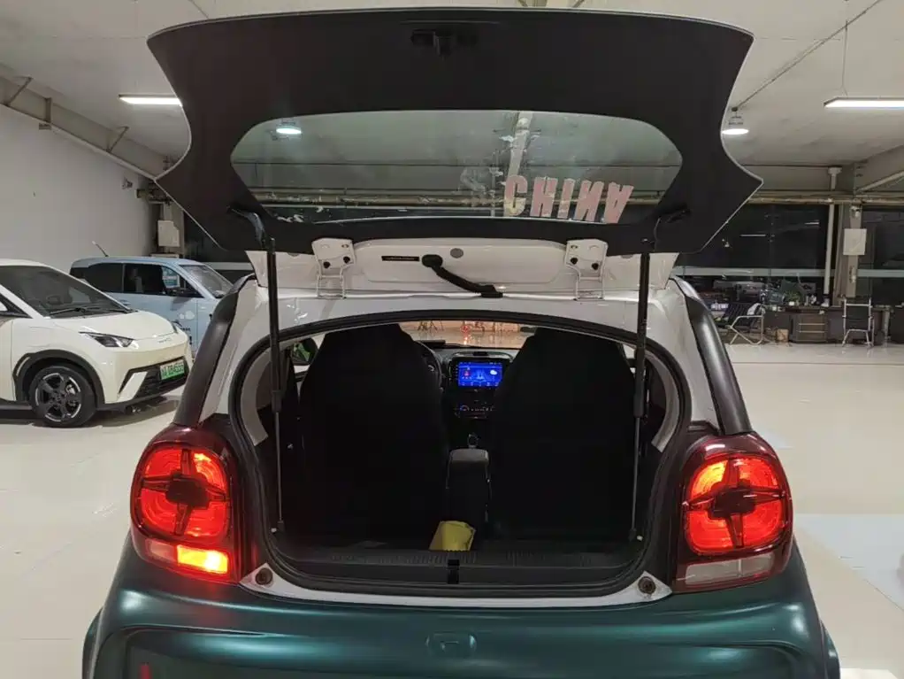 Roewe Clever — миниатюра 19
