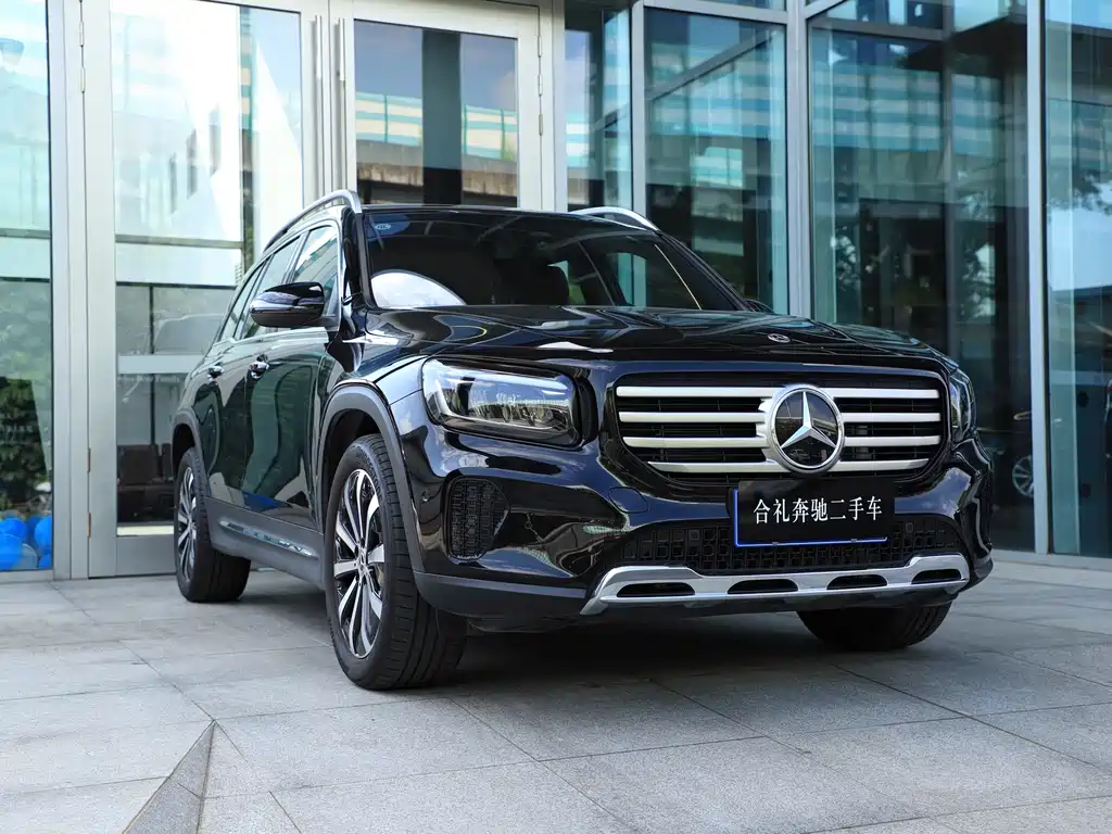 Mercedes-Benz GLB — миниатюра 6