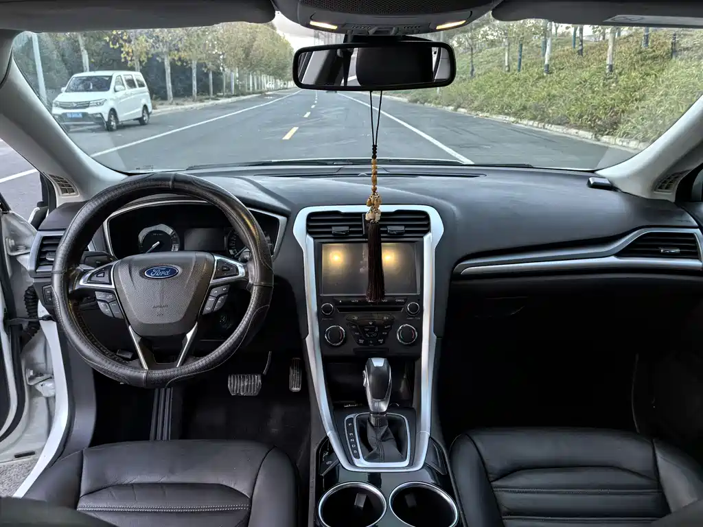 Ford Mondeo 2013 1.5L GTDi180 Fashion