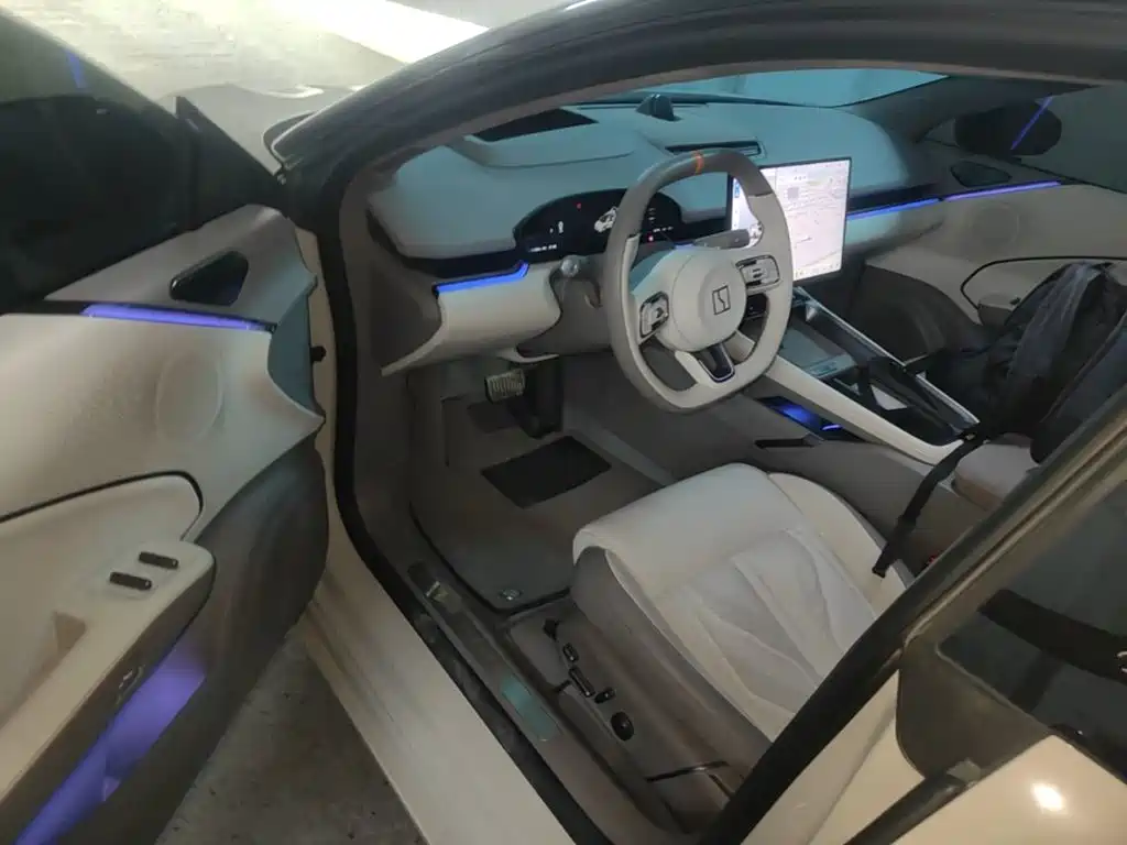 Zeekr 007GT — миниатюра 16