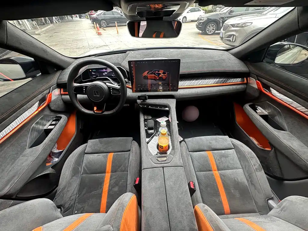 ZEEKR EXTREME KRYPTON 001