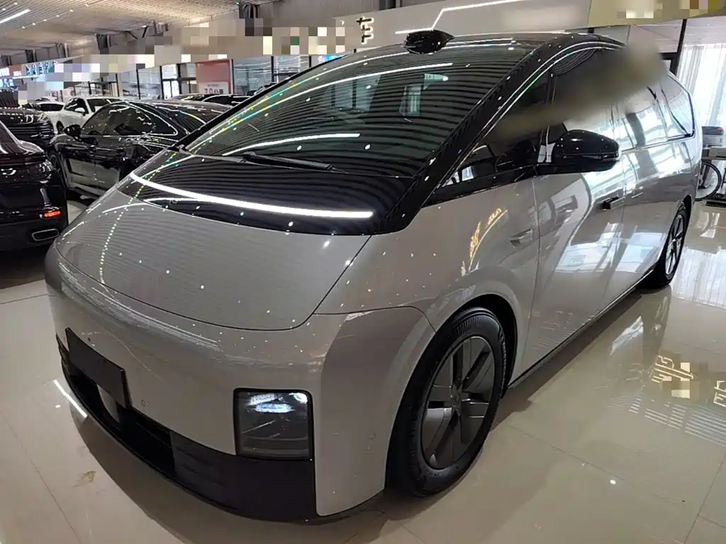 Li Auto MEGA