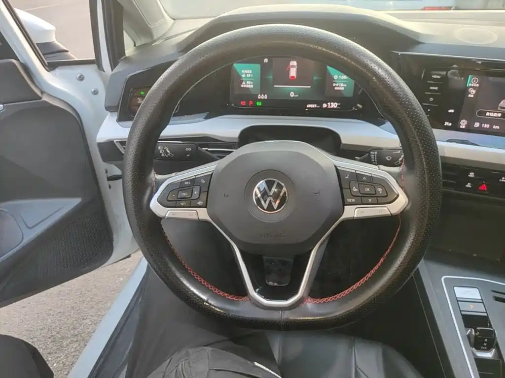 Volkswagen Golf — миниатюра 11