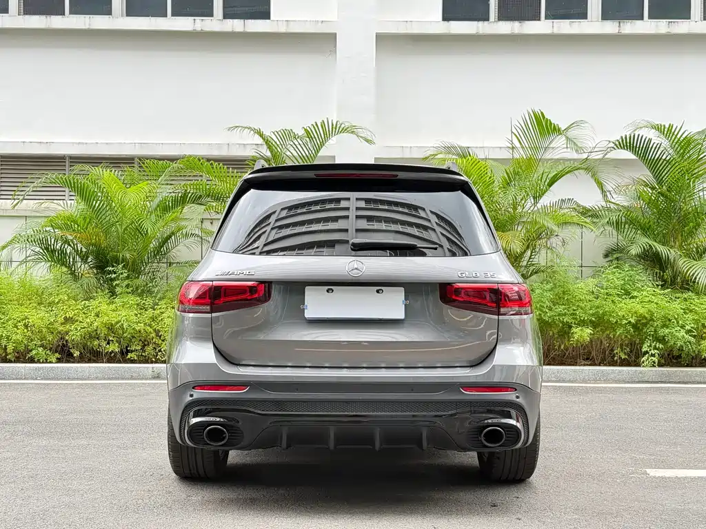Mercedes-Benz GLB AMG — миниатюра 9