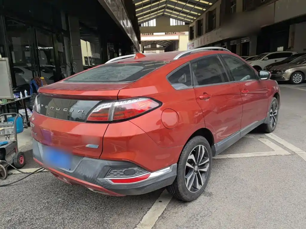 Venucia T90 — миниатюра 7