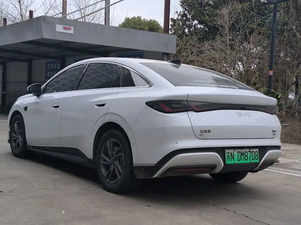 BYD SEAL 06 NEW ENERGY