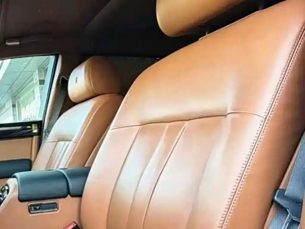 Rolls-Royce Phantom — миниатюра 9
