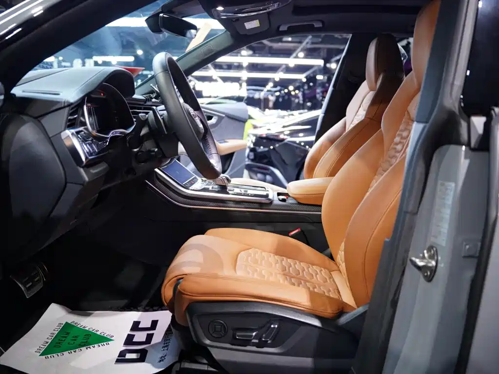 Audi RS Q8 — миниатюра 12