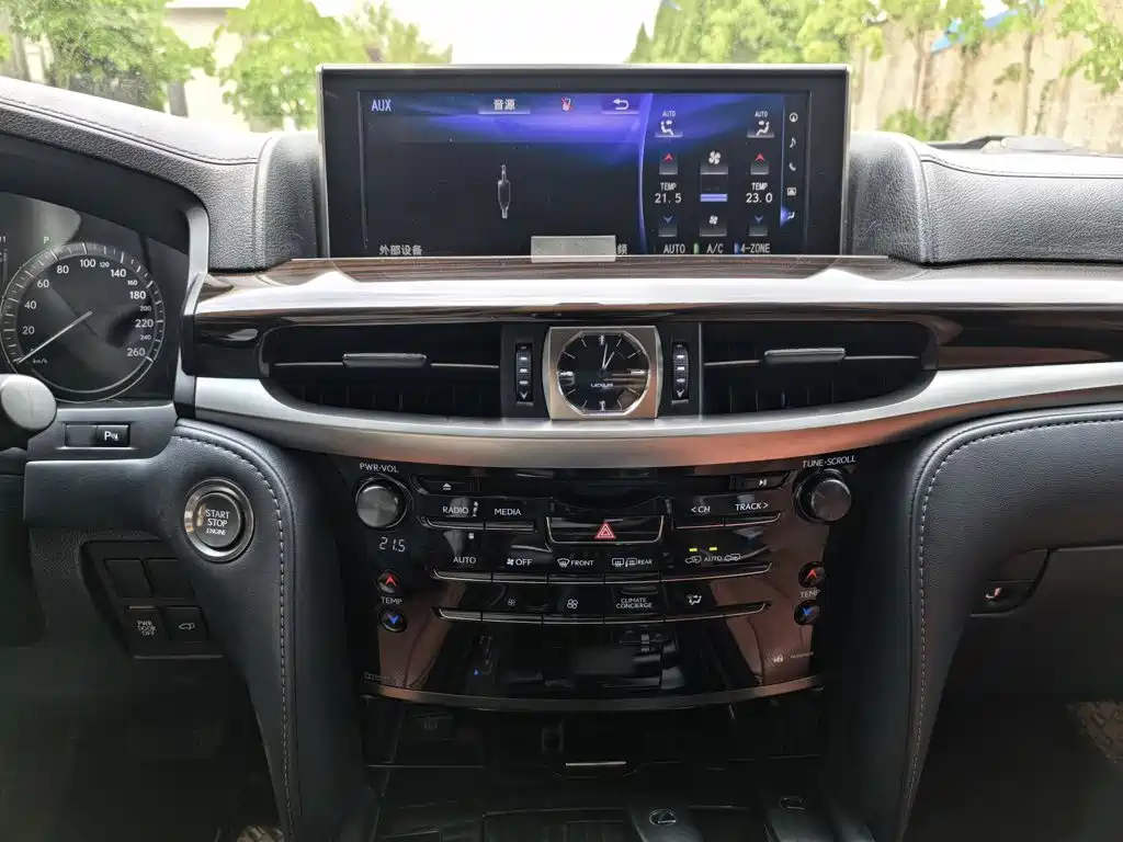 Lexus LX 2019 570 Luxury