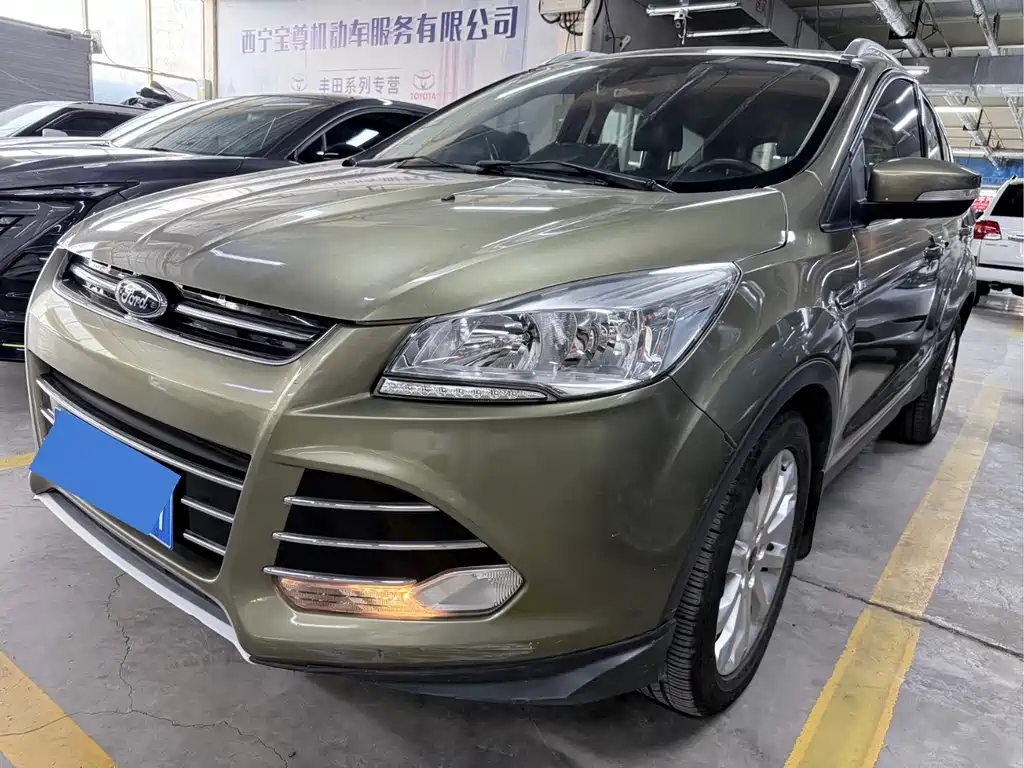 Ford Kuga 2015