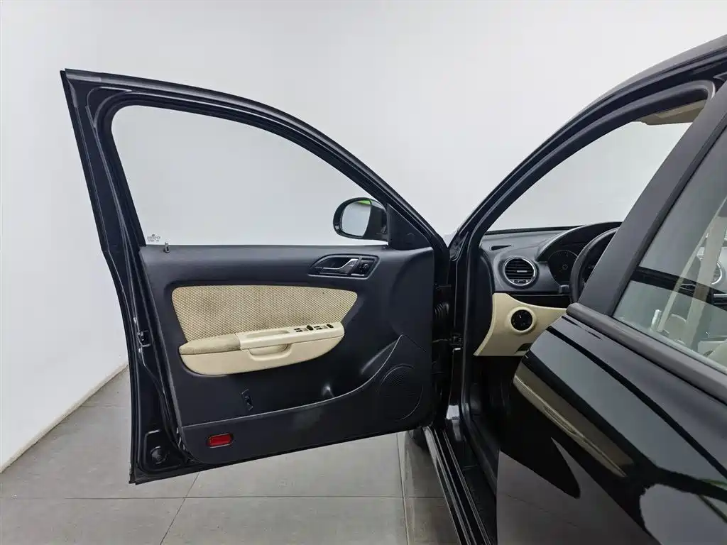 Volkswagen Lavida 2011 1.6L AT