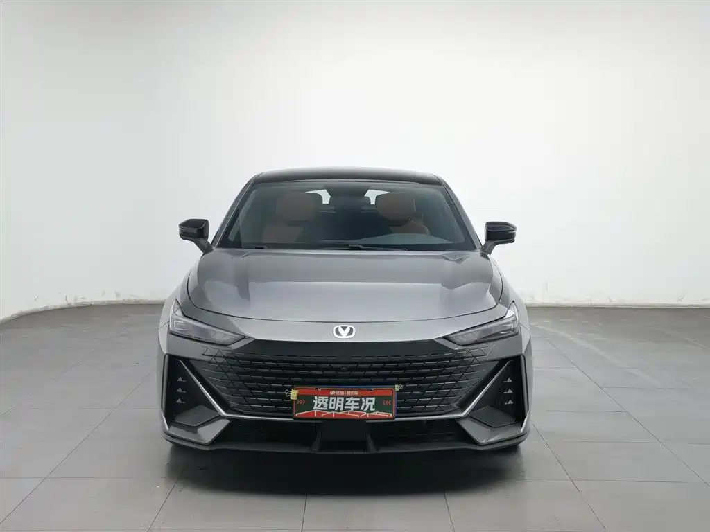 Changan UNI-V 2022 1.5T Luxury